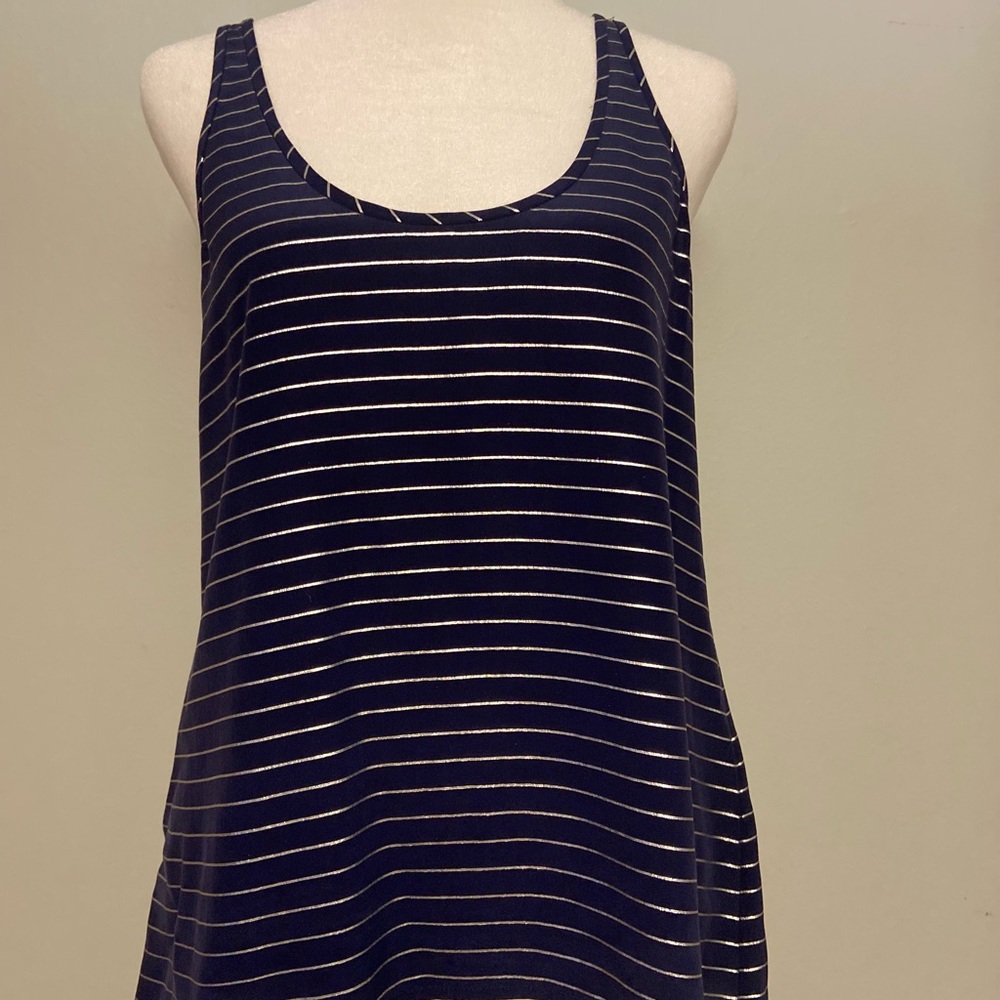 2 tops sold together. 1st- joie xs stripped silk top. 2nd- banana republic m